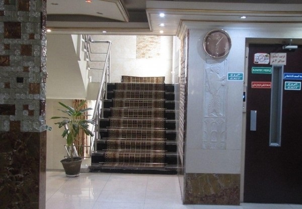 آسانسور طبقات هتل نیکان تهران